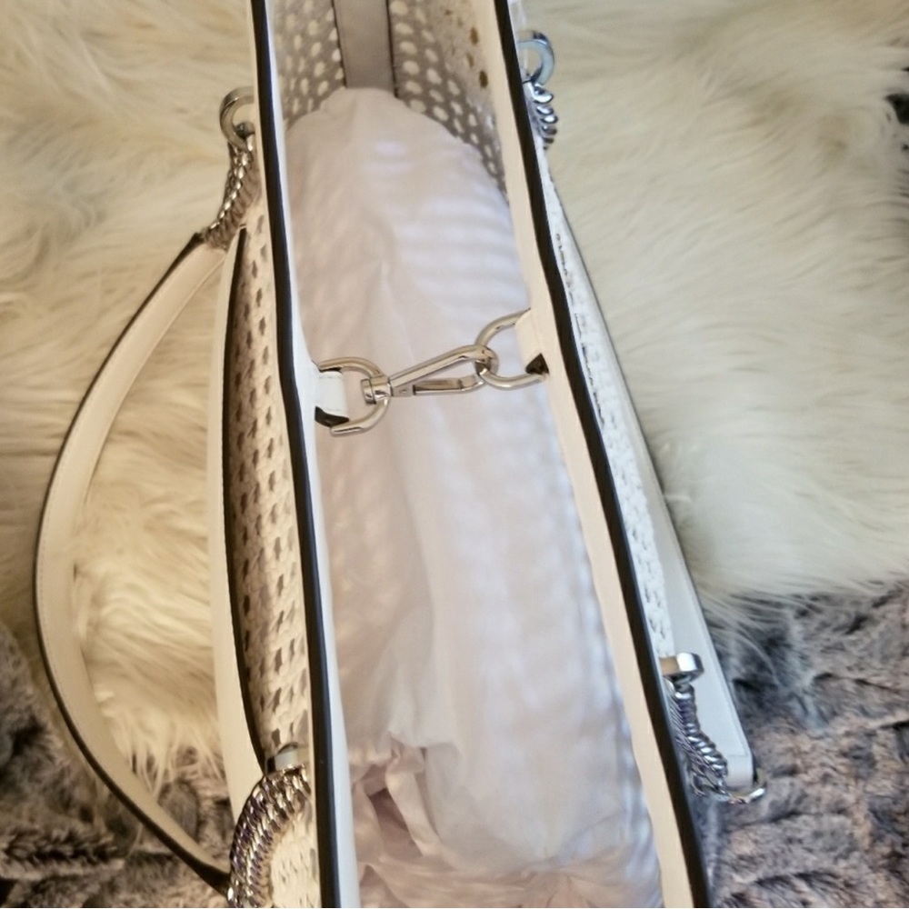Michael Kors MK Winter White Kinsley Tote Rattan Carry All - attached wallet - Picture 2 of 8
